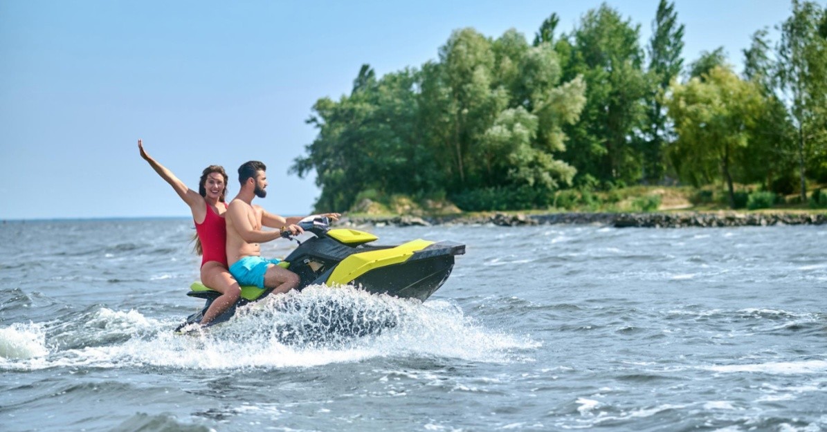 What Things Should I Consider When Renting a Jet Ski?